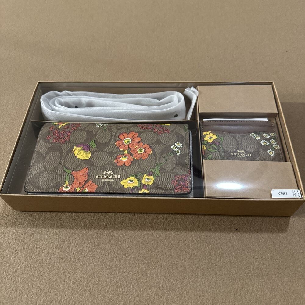 Coach Gift Box Clutch Back Card Case Set Floral Japan Outlet New